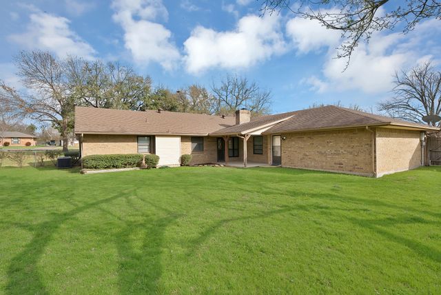 405 Shadowwood Trail, Ovilla, TX 75154