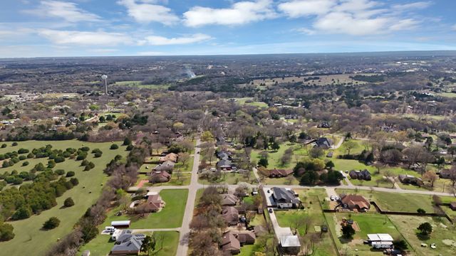 405 Shadowwood Trail, Ovilla, TX 75154