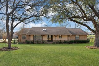 405 Shadowwood Trail, Ovilla, TX 75154