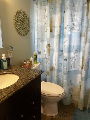 11 Old Mouth Rd, Scituate, MA 02066
