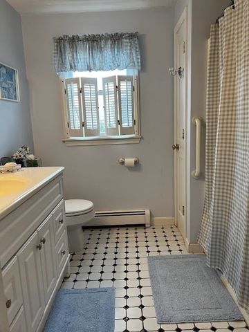 11 Old Mouth Rd, Scituate, MA 02066
