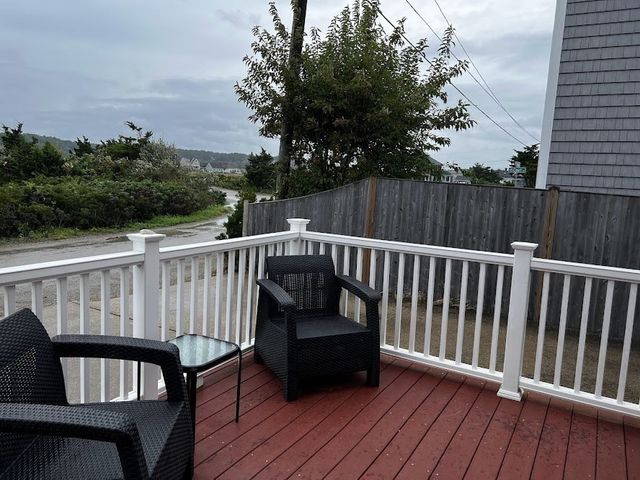 11 Old Mouth Rd, Scituate, MA 02066