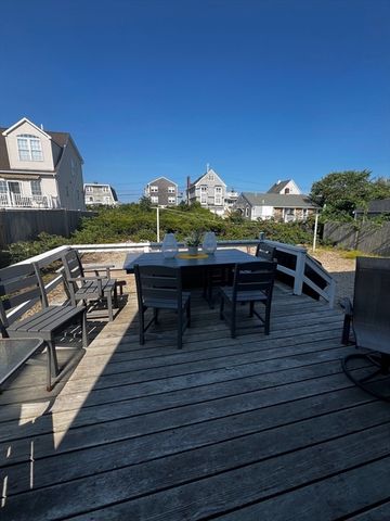 11 Old Mouth Rd, Scituate, MA 02066