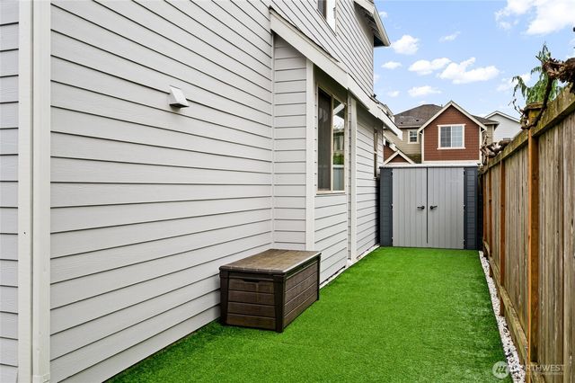 10045 1st Street NE, Lake Stevens, WA 98258