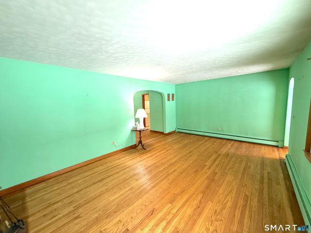 560 Torringford East Street, New Hartford, CT 06790