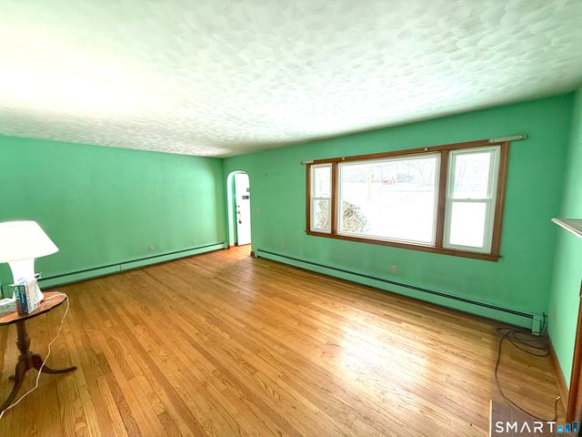 560 Torringford East Street, New Hartford, CT 06790