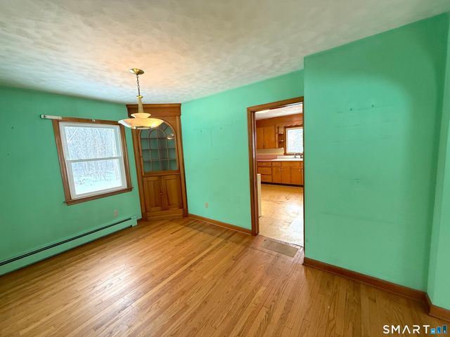 560 Torringford East Street, New Hartford, CT 06790