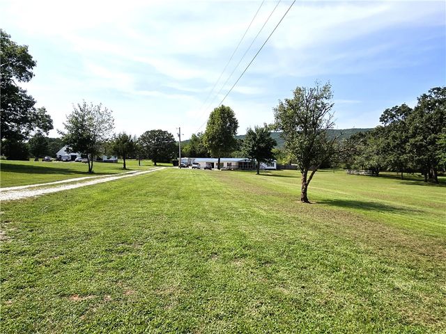 12685 N Billingsley Road, Prairie Grove, AR 72753
