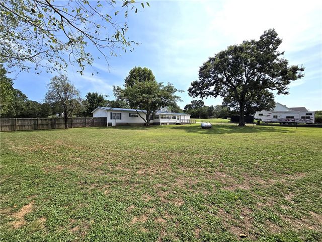 12685 N Billingsley Road, Prairie Grove, AR 72753