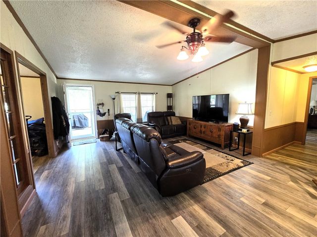 12685 N Billingsley Road, Prairie Grove, AR 72753