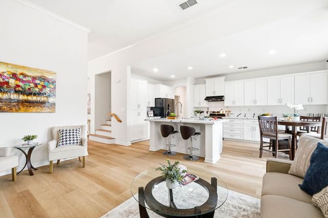 10133 Lofton Way, Elk Grove, CA 95757