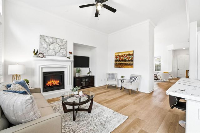 10133 Lofton Way, Elk Grove, CA 95757