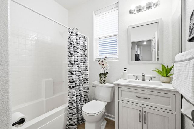 10133 Lofton Way, Elk Grove, CA 95757