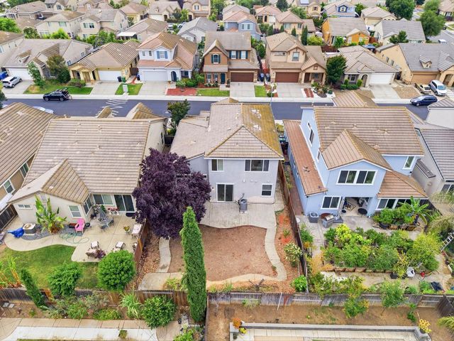 10133 Lofton Way, Elk Grove, CA 95757