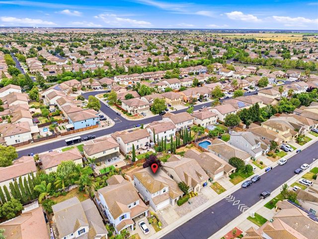 10133 Lofton Way, Elk Grove, CA 95757