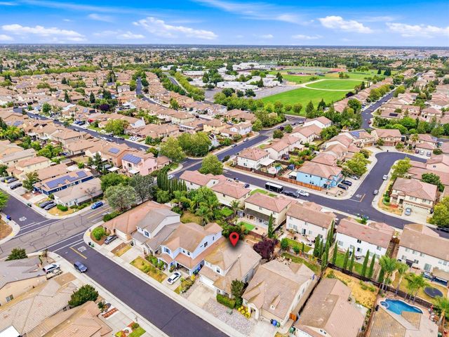 10133 Lofton Way, Elk Grove, CA 95757