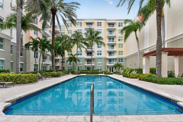 804 E Windward Way 111, Lantana, FL 33462