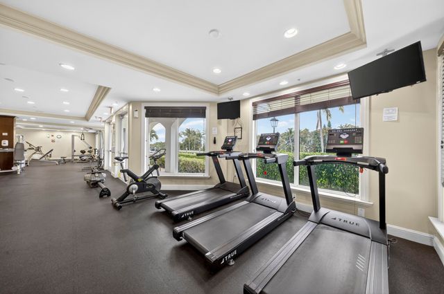 804 E Windward Way 111, Lantana, FL 33462