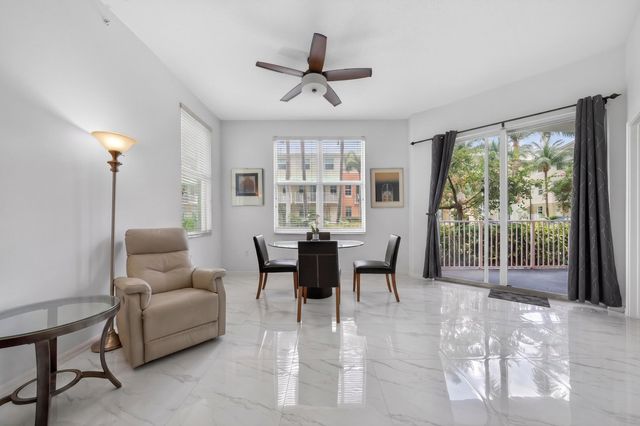 804 E Windward Way 111, Lantana, FL 33462
