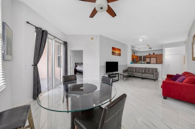 804 E Windward Way 111, Lantana, FL 33462