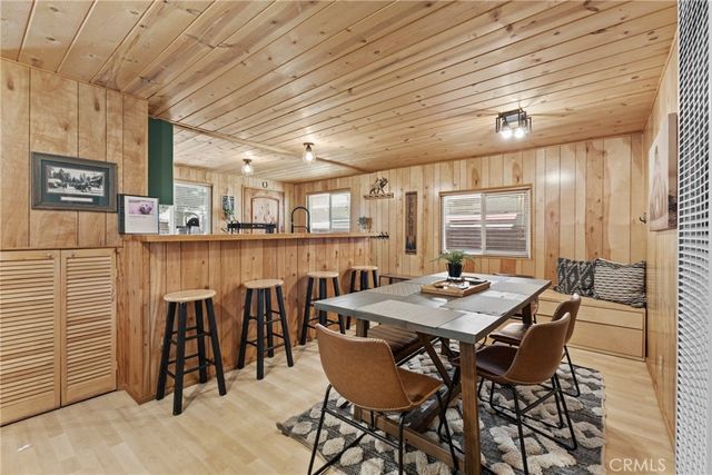 317 Moreno, Sugarloaf, CA 92386