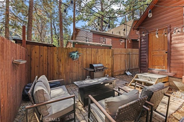 317 Moreno, Sugarloaf, CA 92386