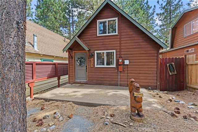 317 Moreno, Sugarloaf, CA 92386