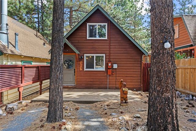 317 Moreno, Sugarloaf, CA 92386