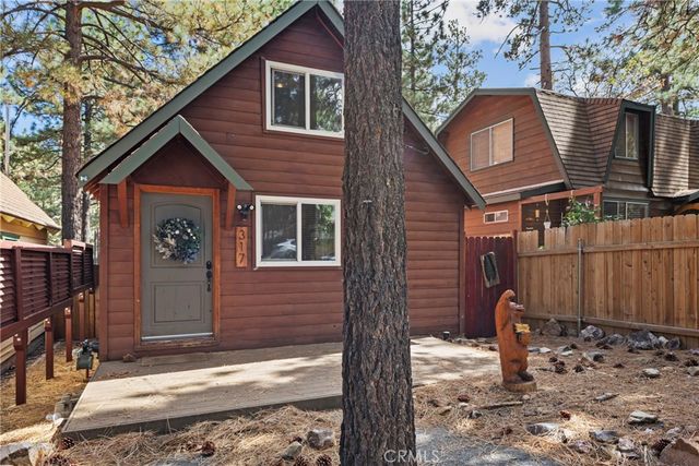 317 Moreno, Sugarloaf, CA 92386