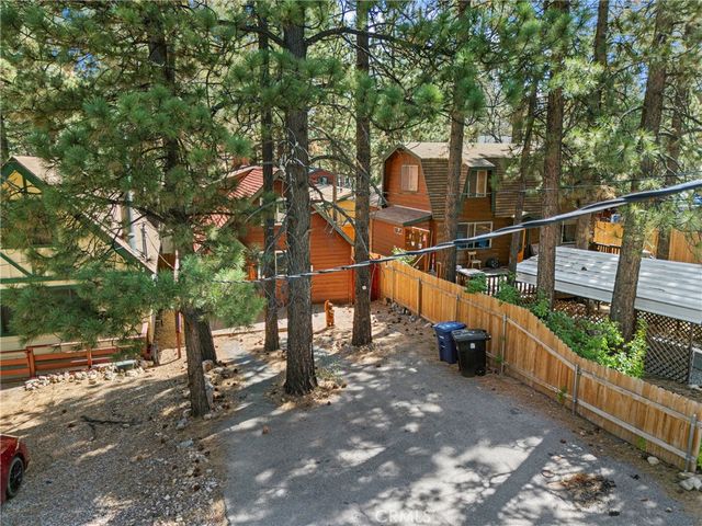 317 Moreno, Sugarloaf, CA 92386