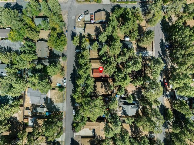 317 Moreno, Sugarloaf, CA 92386