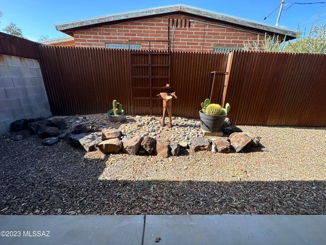 2208 N Rita Avenue, Tucson, AZ 85716
