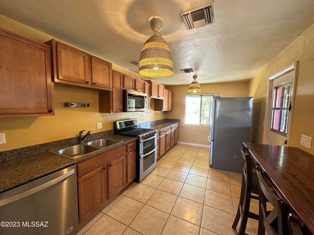 2208 N Rita Avenue, Tucson, AZ 85716