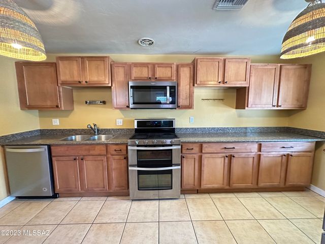 2208 N Rita Avenue, Tucson, AZ 85716