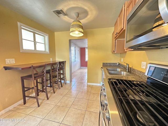 2208 N Rita Avenue, Tucson, AZ 85716
