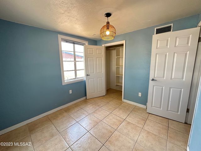 2208 N Rita Avenue, Tucson, AZ 85716