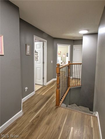 2157 Flame Lake Drive, Roaming Shores, OH 44084