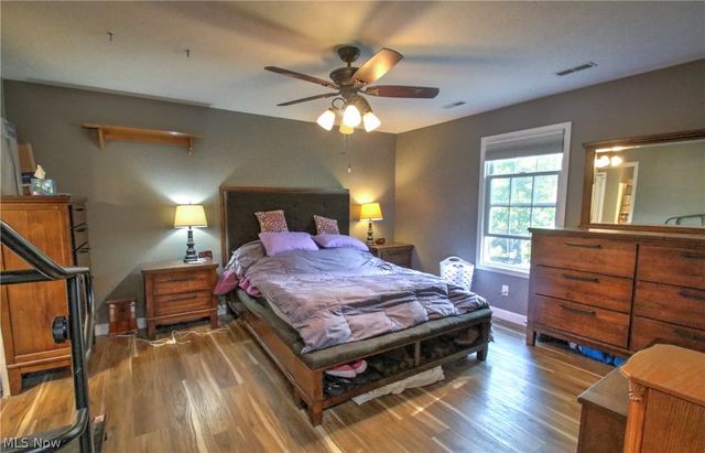 2157 Flame Lake Drive, Roaming Shores, OH 44084