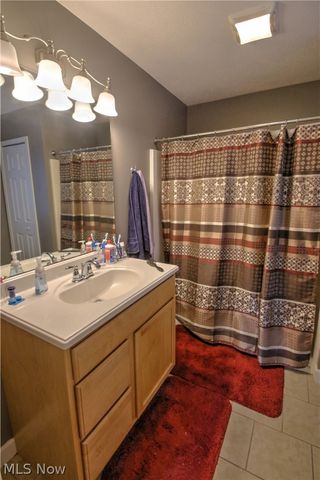 2157 Flame Lake Drive, Roaming Shores, OH 44084