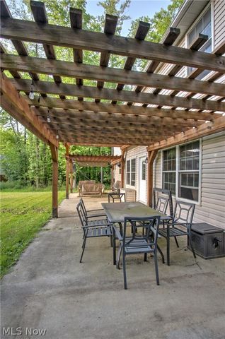 2157 Flame Lake Drive, Roaming Shores, OH 44084