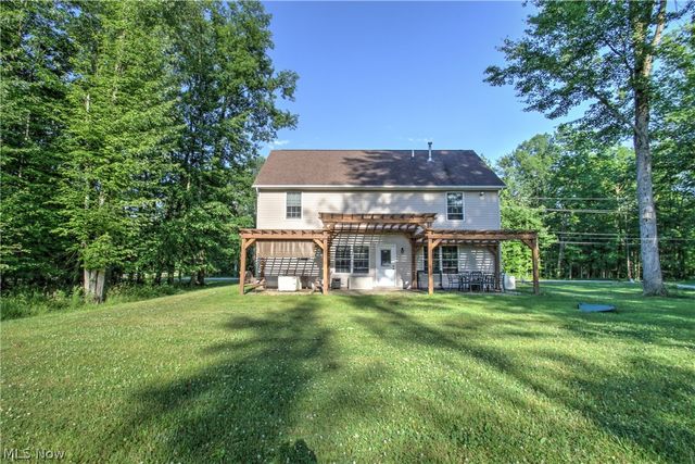 2157 Flame Lake Drive, Roaming Shores, OH 44084
