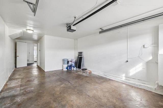 663 663 40Th St, Richmond, CA 94805