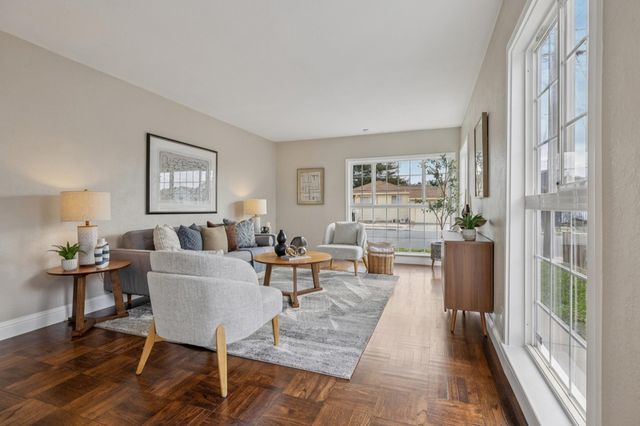 663 663 40Th St, Richmond, CA 94805