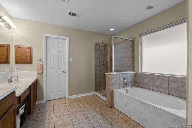 47 FERRIS CRK, San Antonio, TX 78254