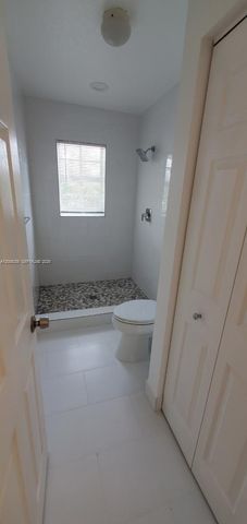 17001 NW 22nd St 17001, Pembroke Pines, FL 33028