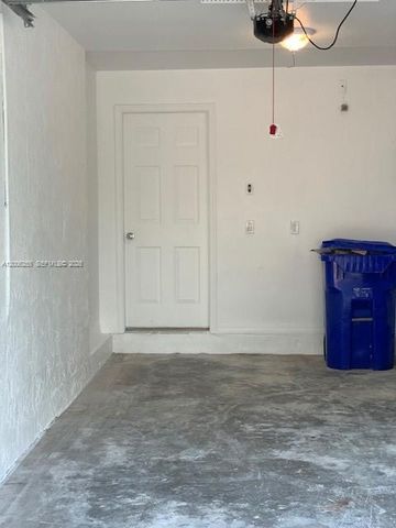 17001 NW 22nd St 17001, Pembroke Pines, FL 33028