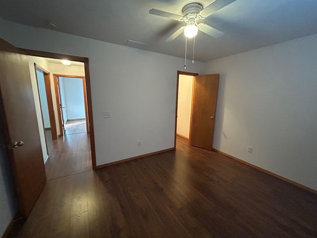 4905 W Kingsbury Street, Springfield, MO 65802