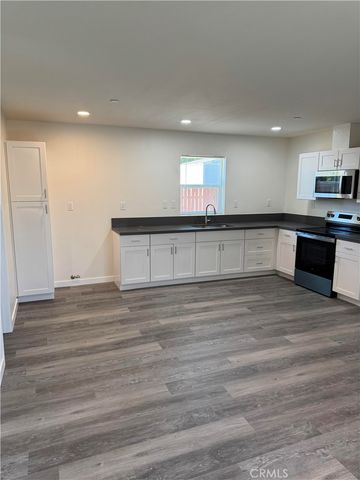 1702 KIppy Drive, Colton, CA 92324