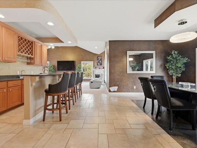 52018 Loon Court, Shelby Twp, MI 48315