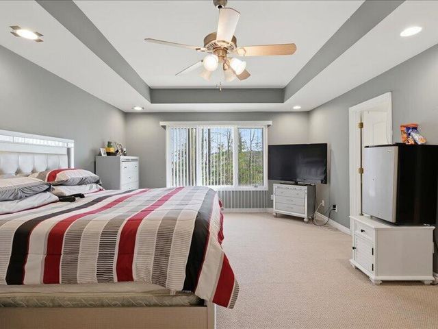 52018 Loon Court, Shelby Twp, MI 48315